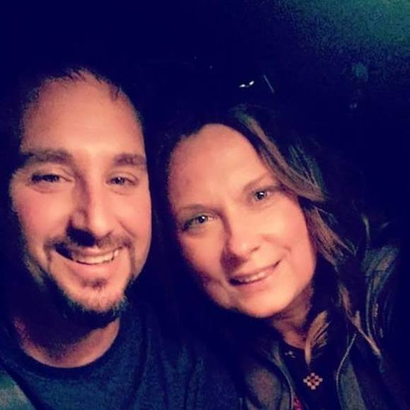 Meet your Posher, Julie - Picture 1 of 1